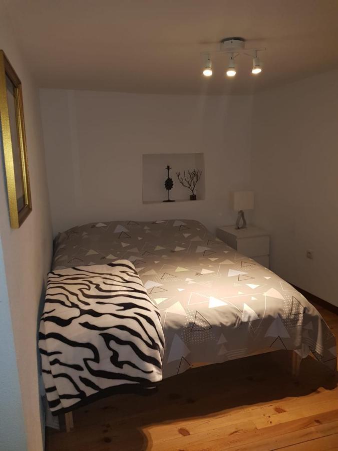 Central Apartment Мадрид Екстериор снимка